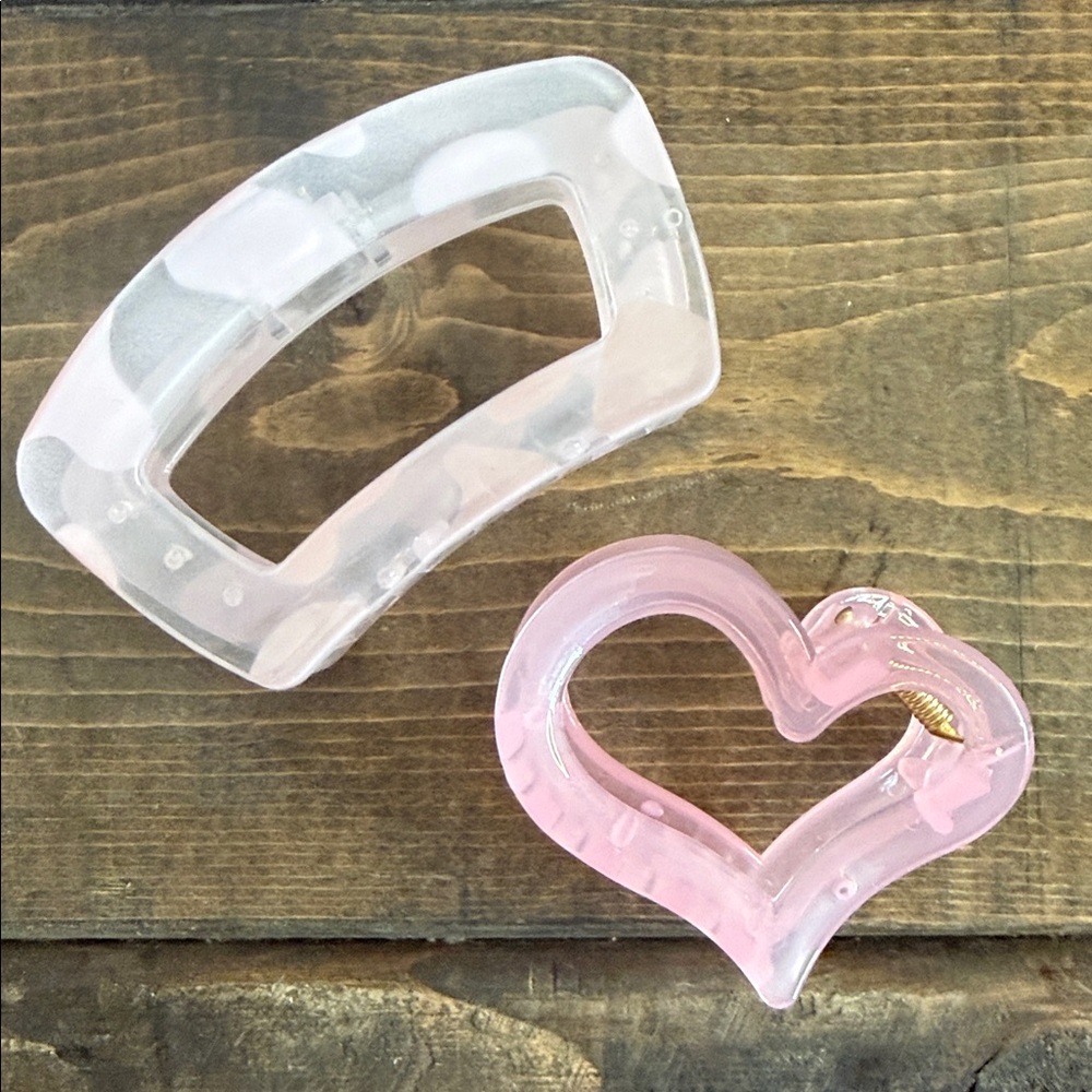 NEW Pink Heart & Translucent Hair Claw Set - Women Boutique